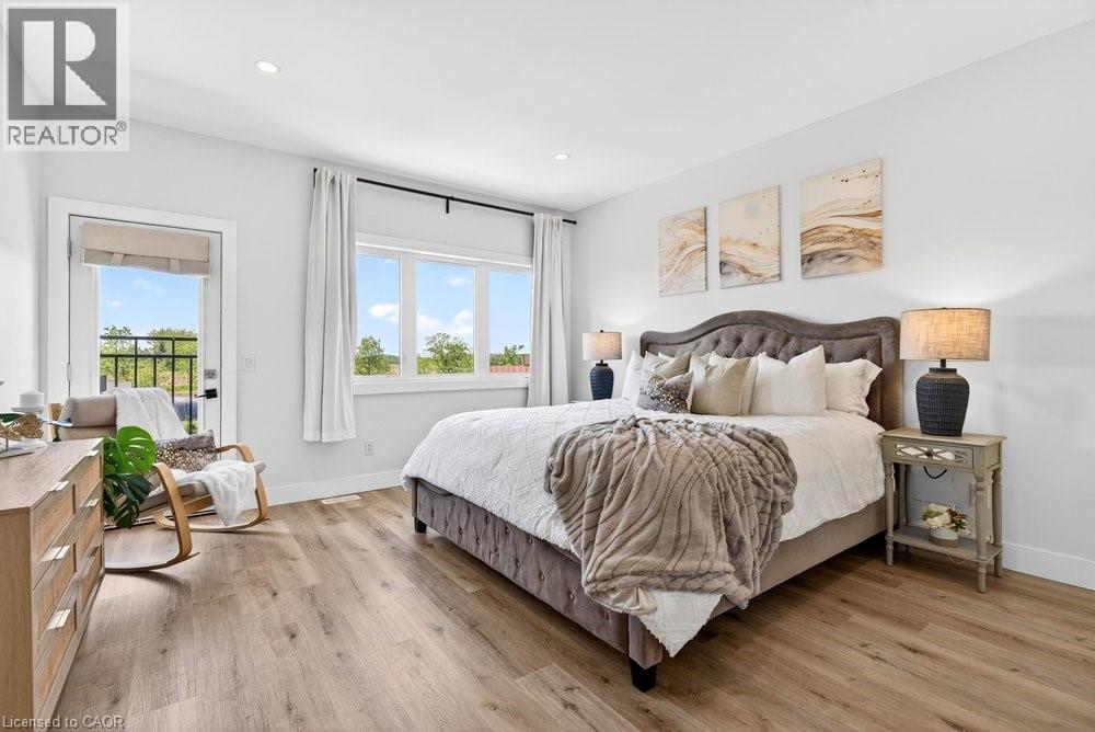 4286 Victoria Avenue, Vineland Station, ON - Indoor Photo Showing Bedroom