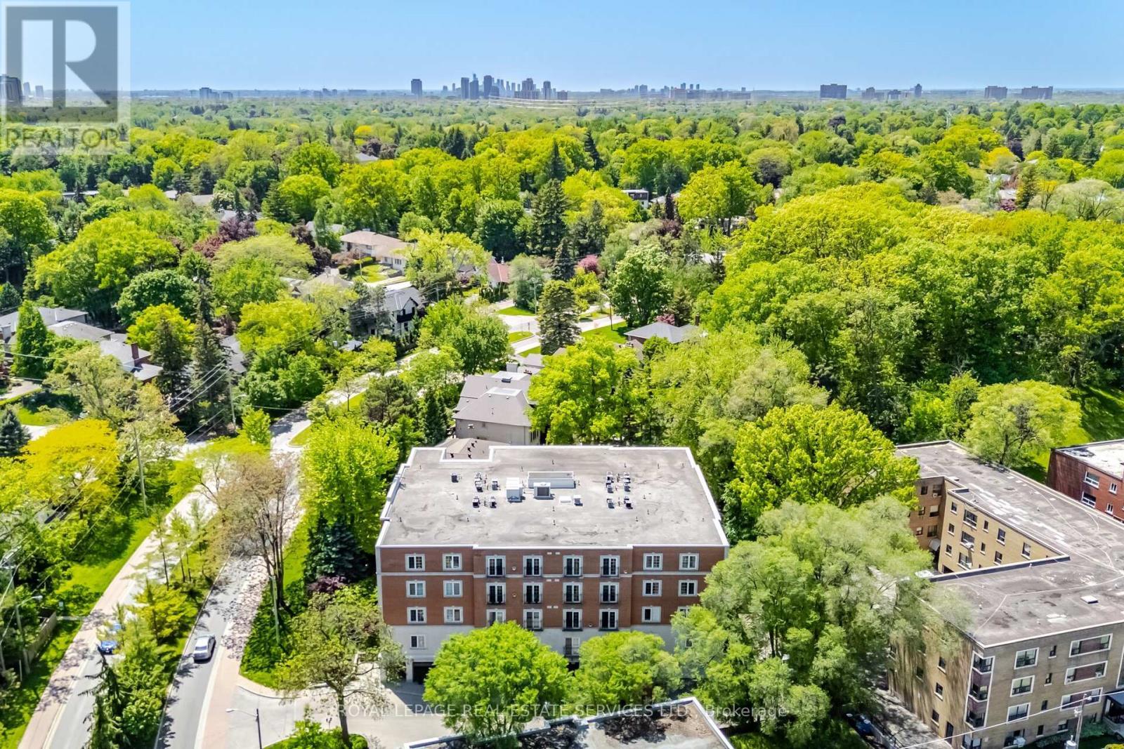 Ph403 - 30 Anglesey Boulevard, Toronto, ON - Outdoor With View