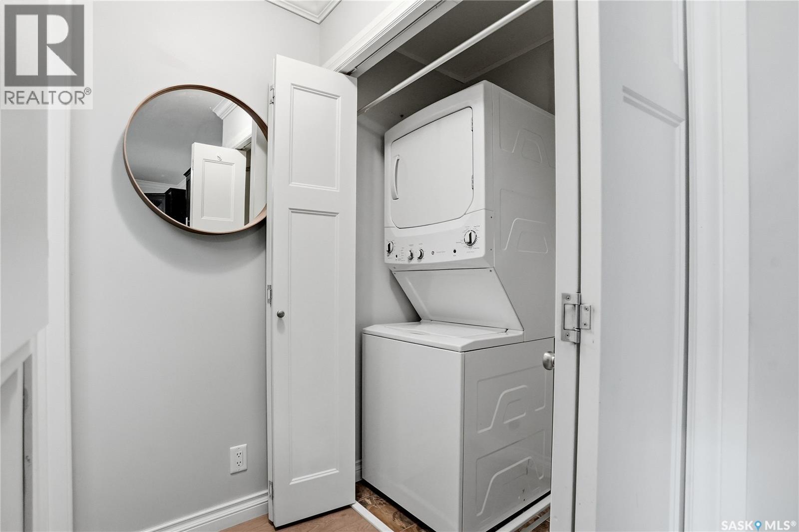 409 225 Hassard Close, Saskatoon, SK - Indoor Photo Showing Laundry Room