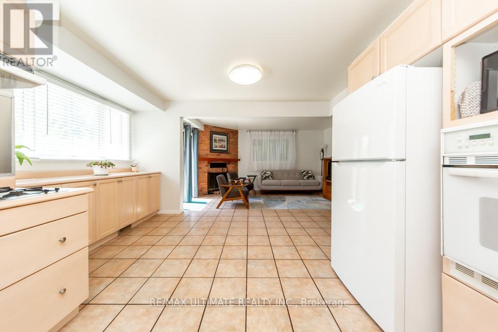 3 Aron Drive, Brampton, ON