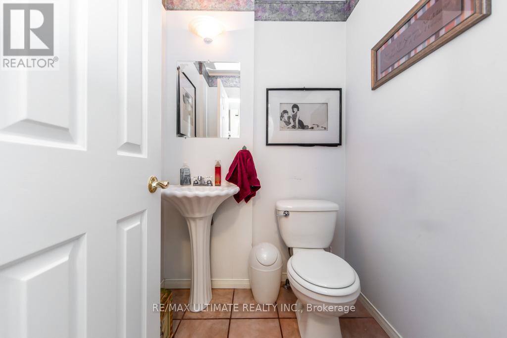 3 Aron Drive, Brampton, ON