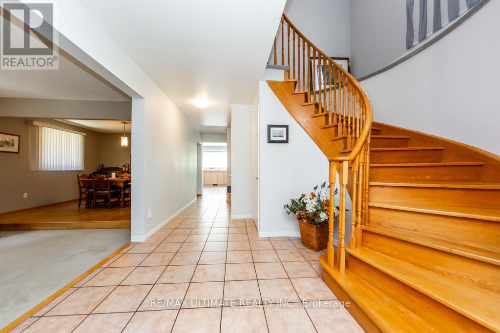 3 Aron Drive, Brampton, ON