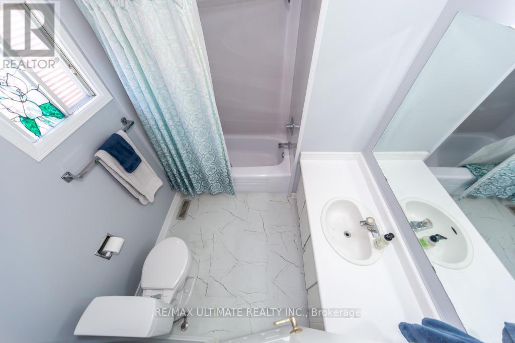 3 Aron Drive, Brampton, ON