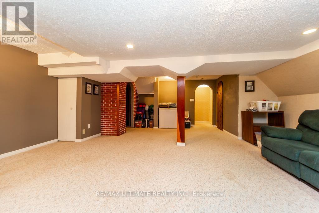 3 Aron Drive, Brampton, ON