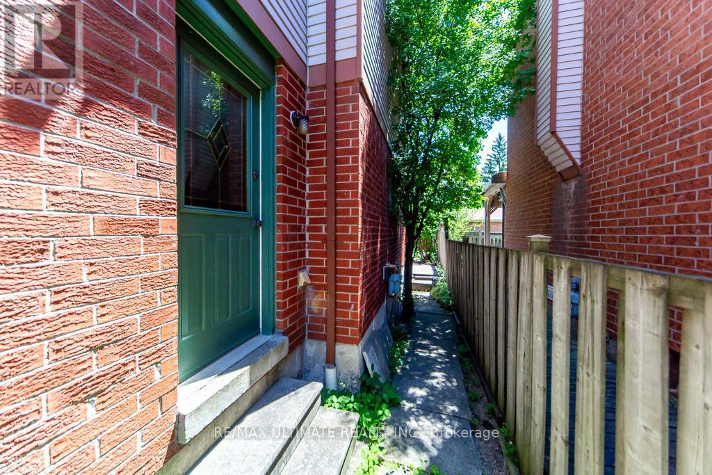 3 Aron Drive, Brampton, ON