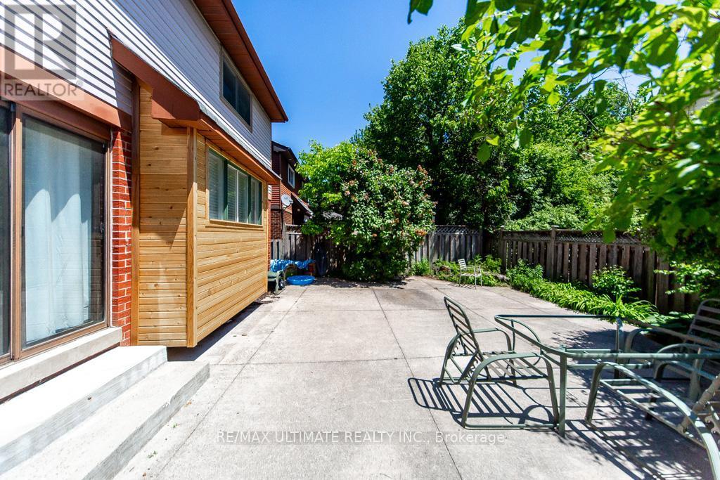 3 Aron Drive, Brampton, ON