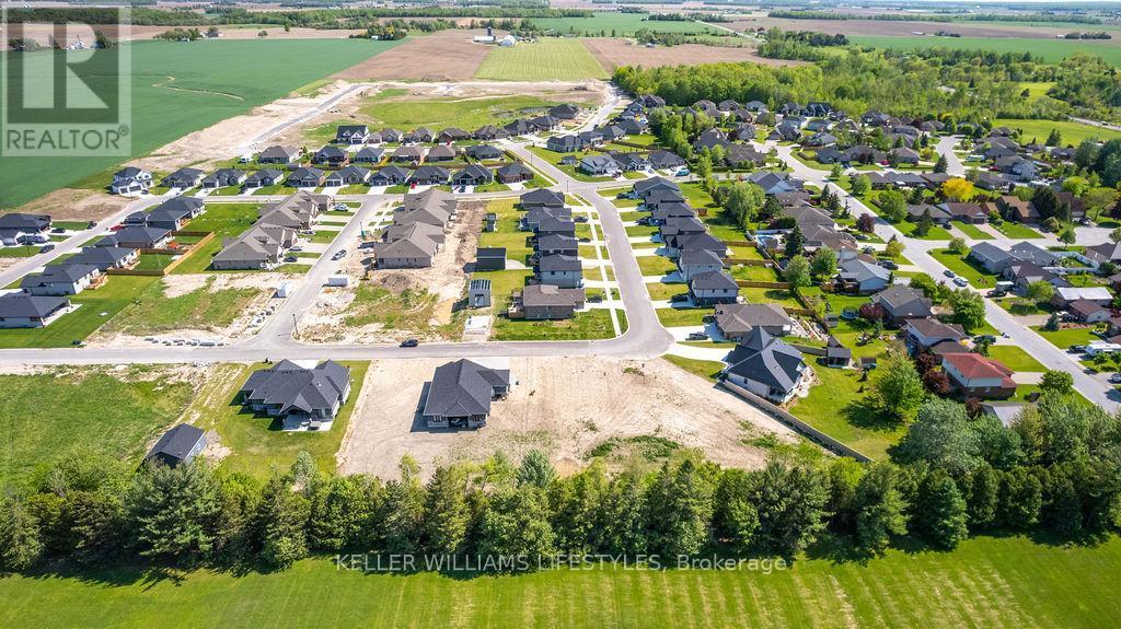 118 Phibbs Street, Lambton Shores (Forest), ON