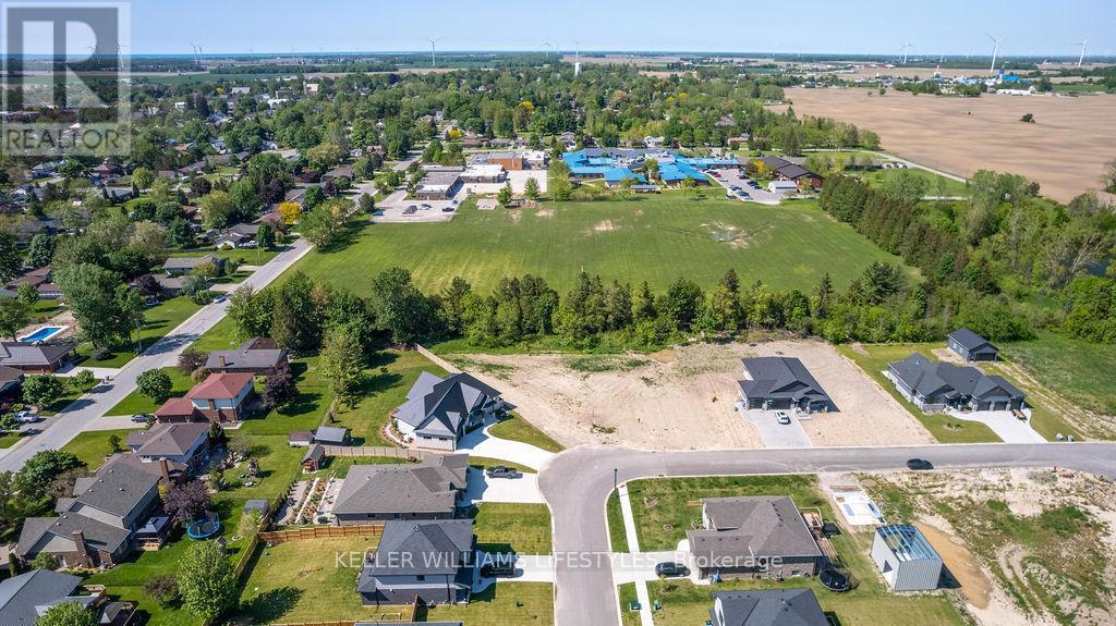 118 Phibbs Street, Lambton Shores (Forest), ON