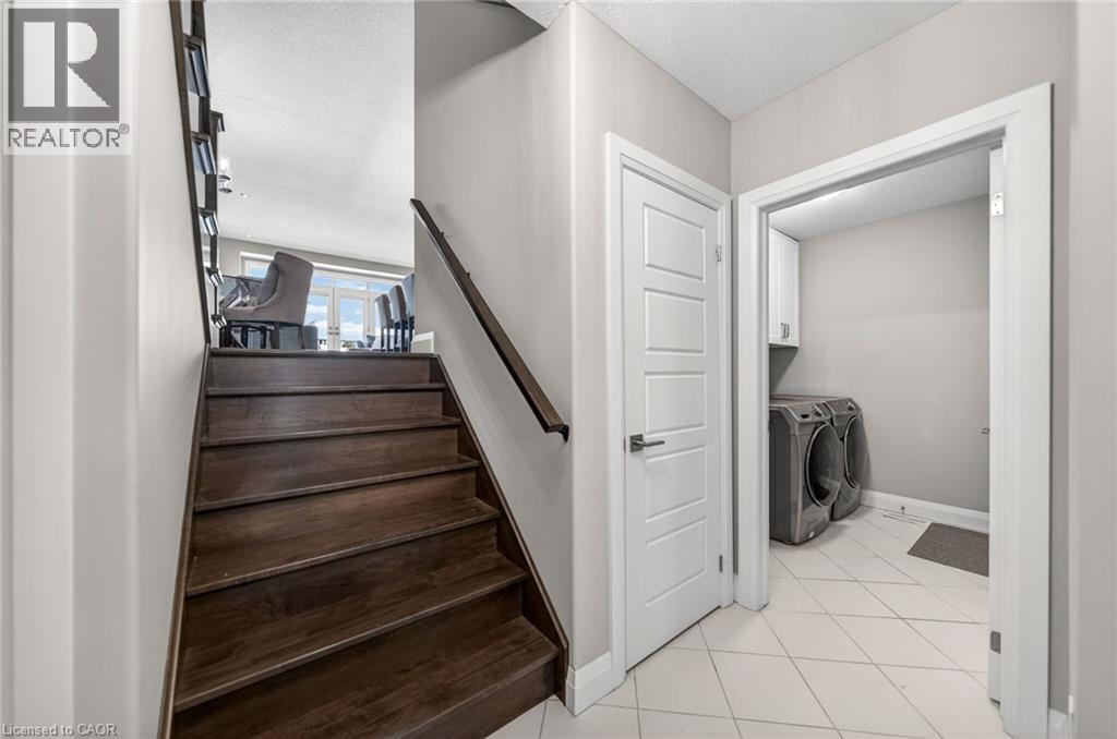 243 Grey Silo Road Unit# 11, Waterloo, ON - Indoor Photo Showing Other Room