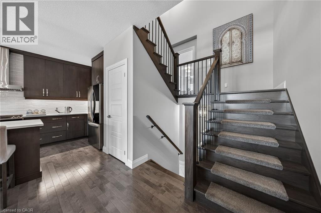 243 Grey Silo Road Unit# 11, Waterloo, ON - Indoor Photo Showing Other Room