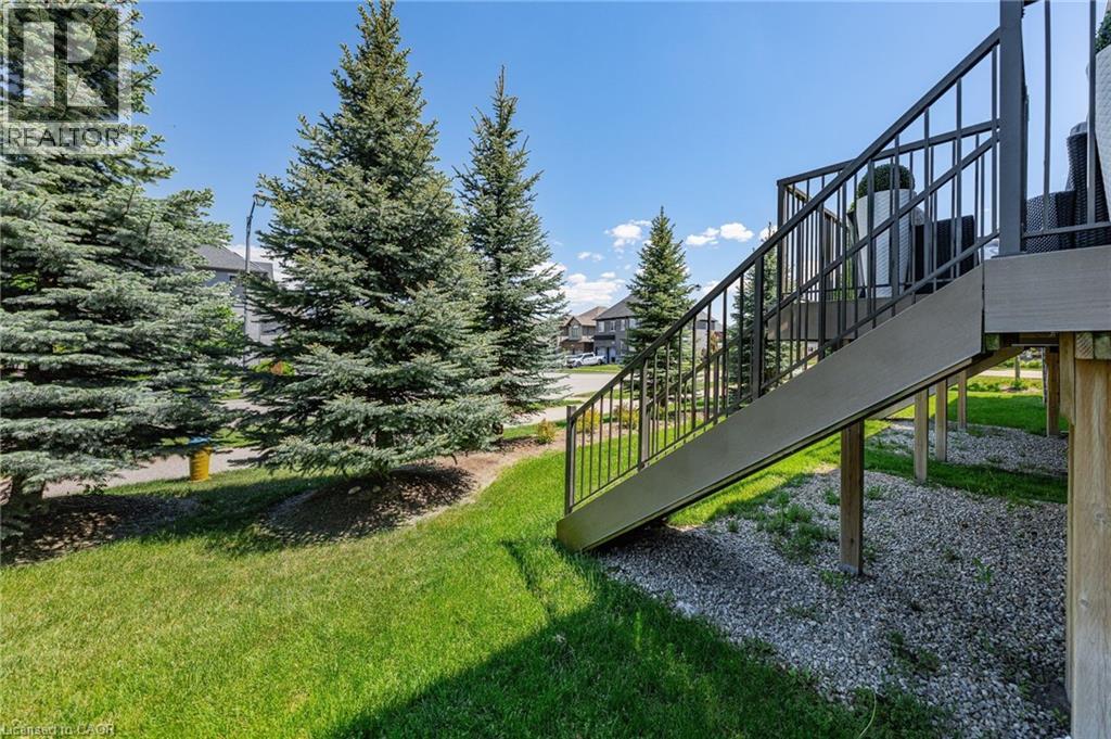 243 Grey Silo Road Unit# 11, Waterloo, ON - Outdoor