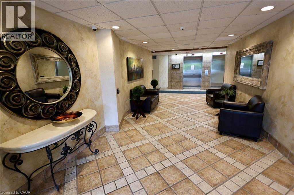 55 Green Valley Drive Unit# 404, Kitchener, ON