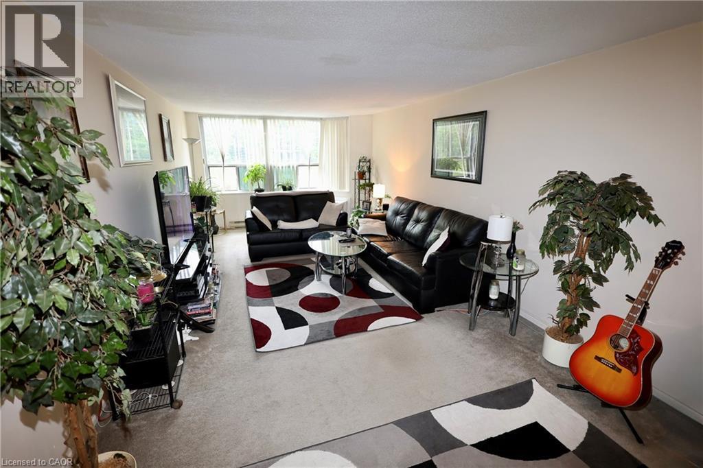 55 Green Valley Drive Unit# 404, Kitchener, ON