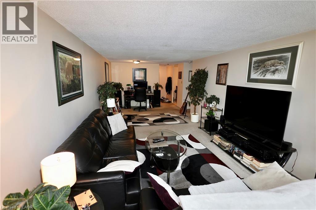 55 Green Valley Drive Unit# 404, Kitchener, ON