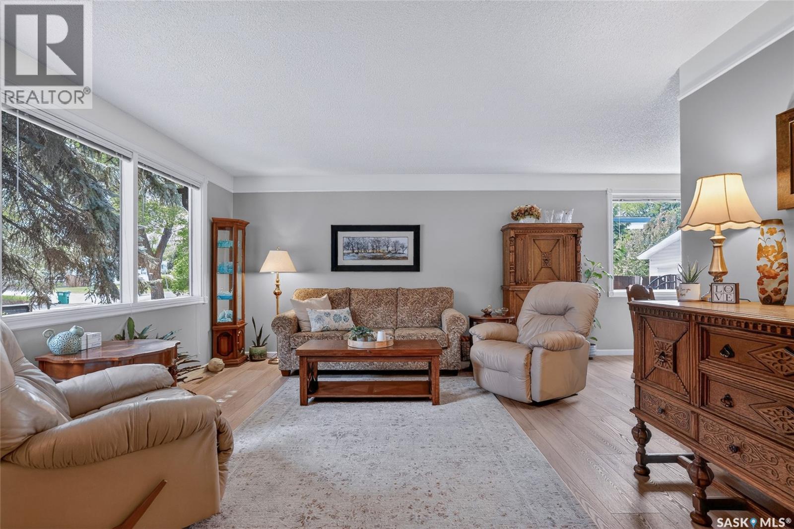 814 Arlington Avenue, Saskatoon, SK