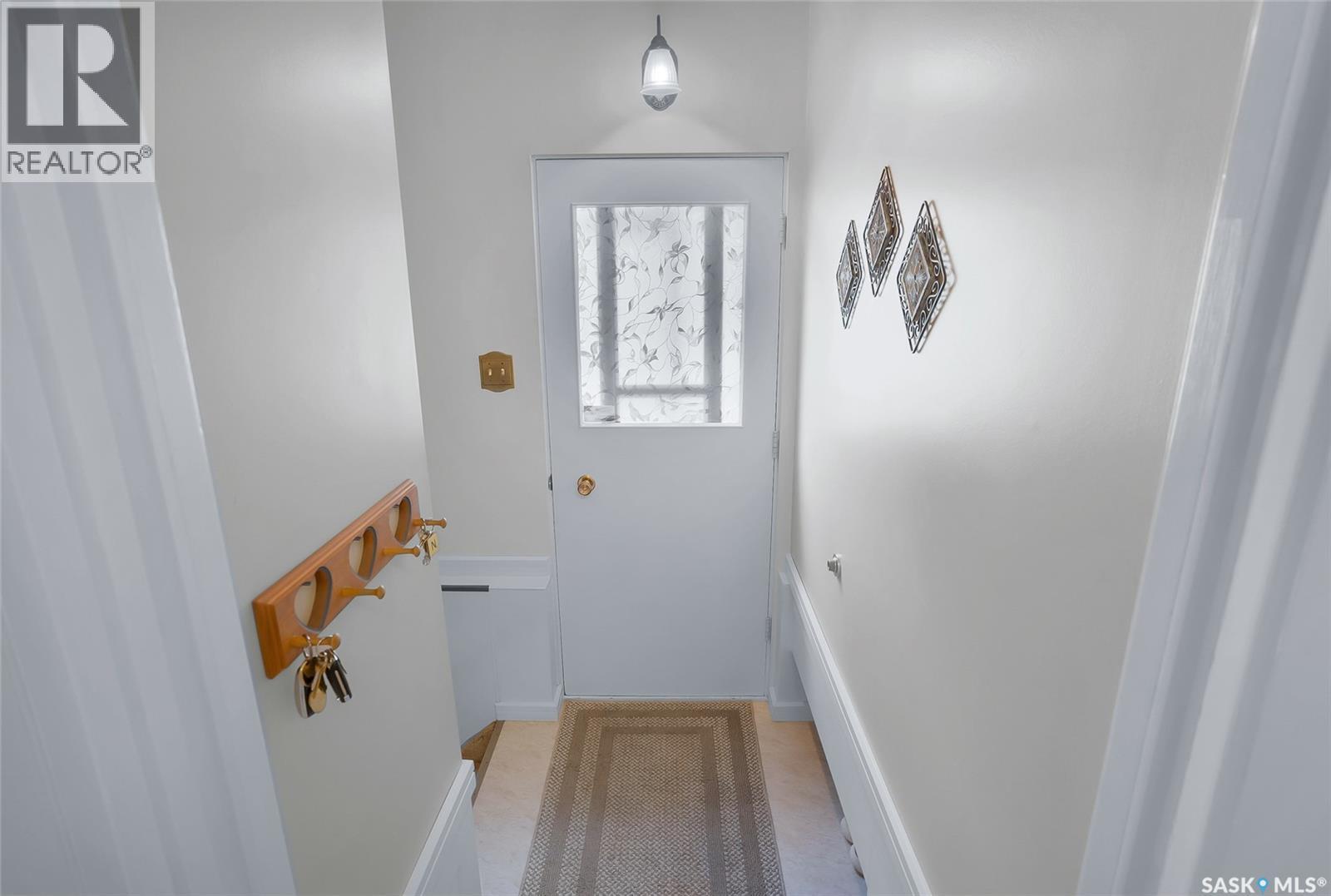814 Arlington Avenue, Saskatoon, SK