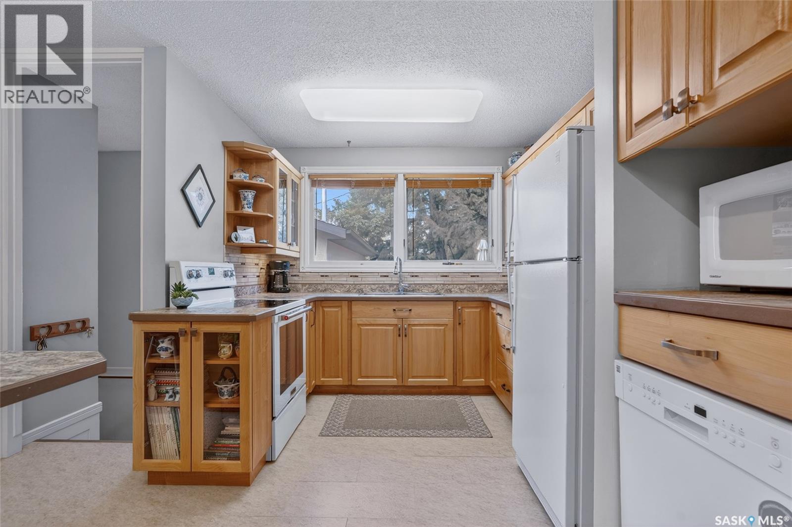 814 Arlington Avenue, Saskatoon, SK