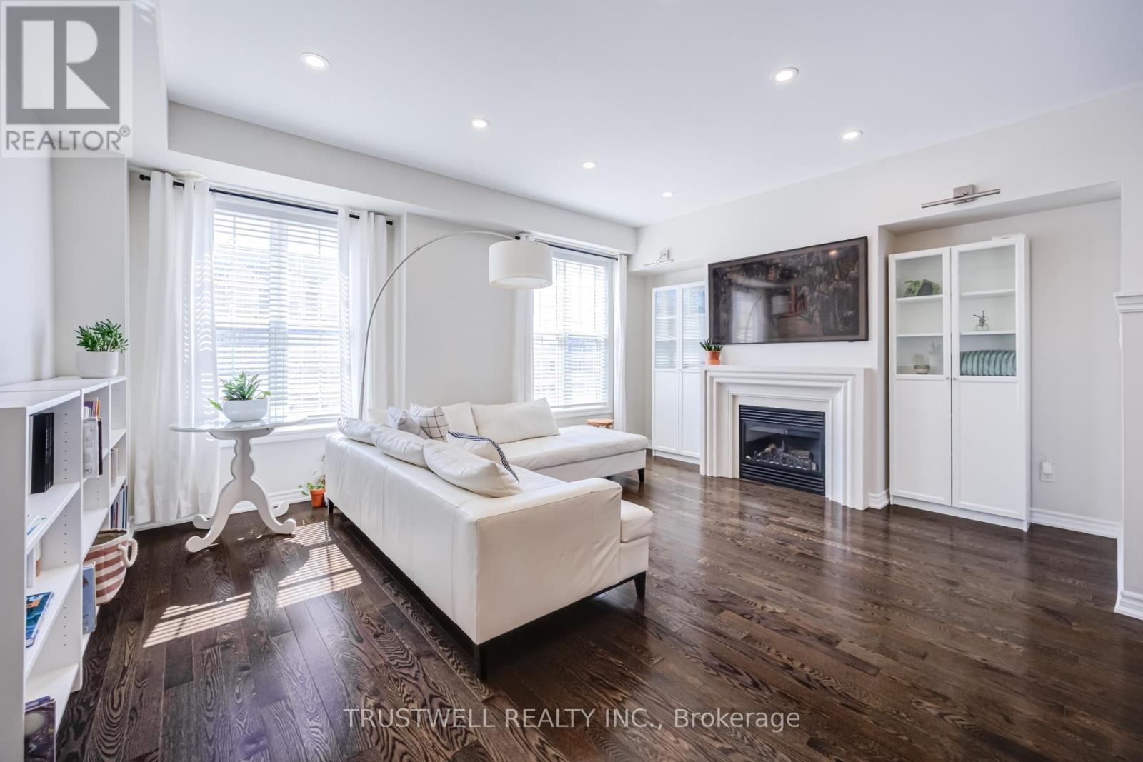 76 Donald Buttress Boulevard W, Markham, ON
