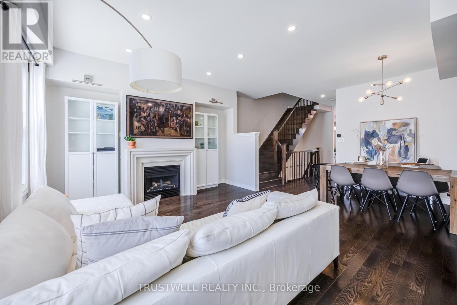 76 Donald Buttress Boulevard W, Markham, ON