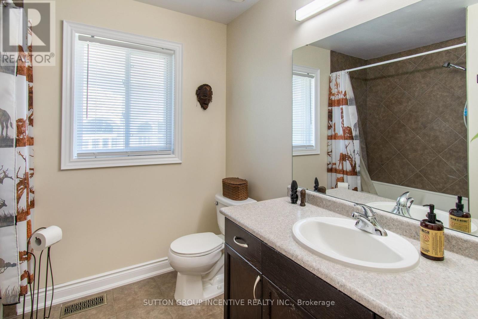 18 Graihawk Drive, Barrie, ON