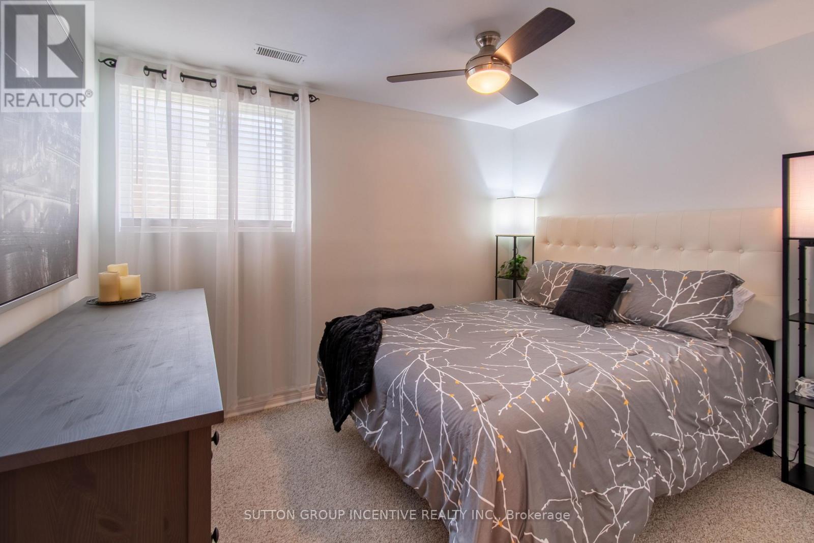 18 Graihawk Drive, Barrie, ON