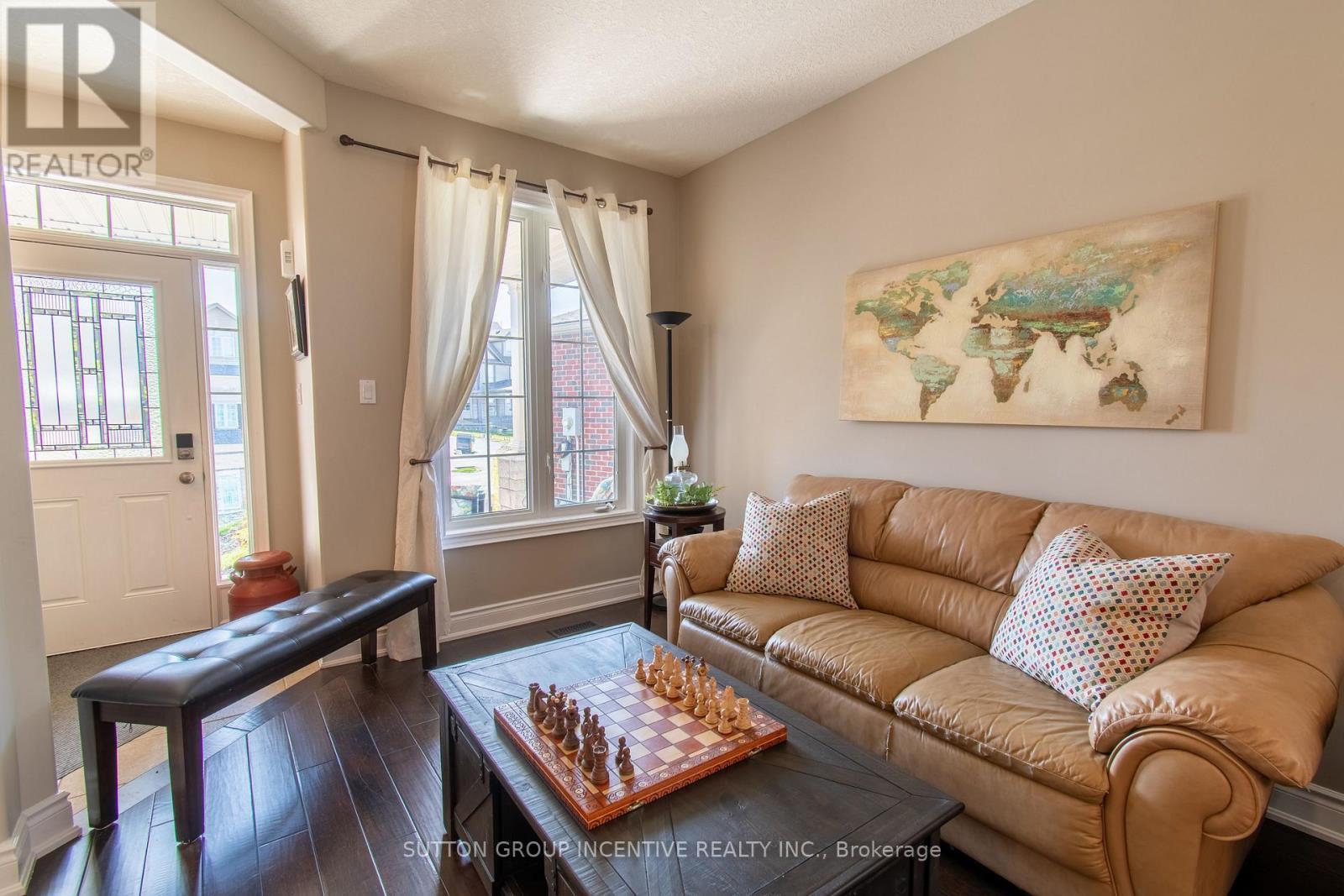 18 Graihawk Drive, Barrie, ON