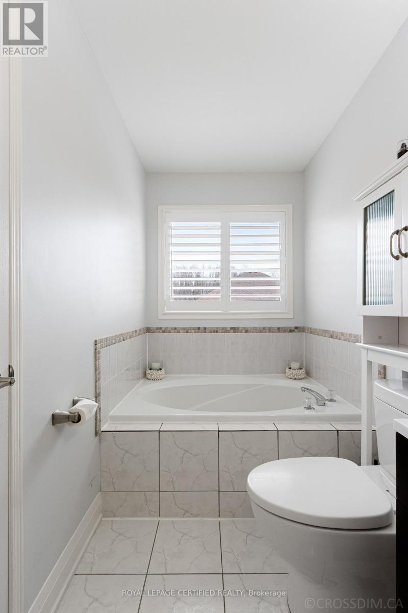 3814 Ridgepoint Way, Mississauga, ON