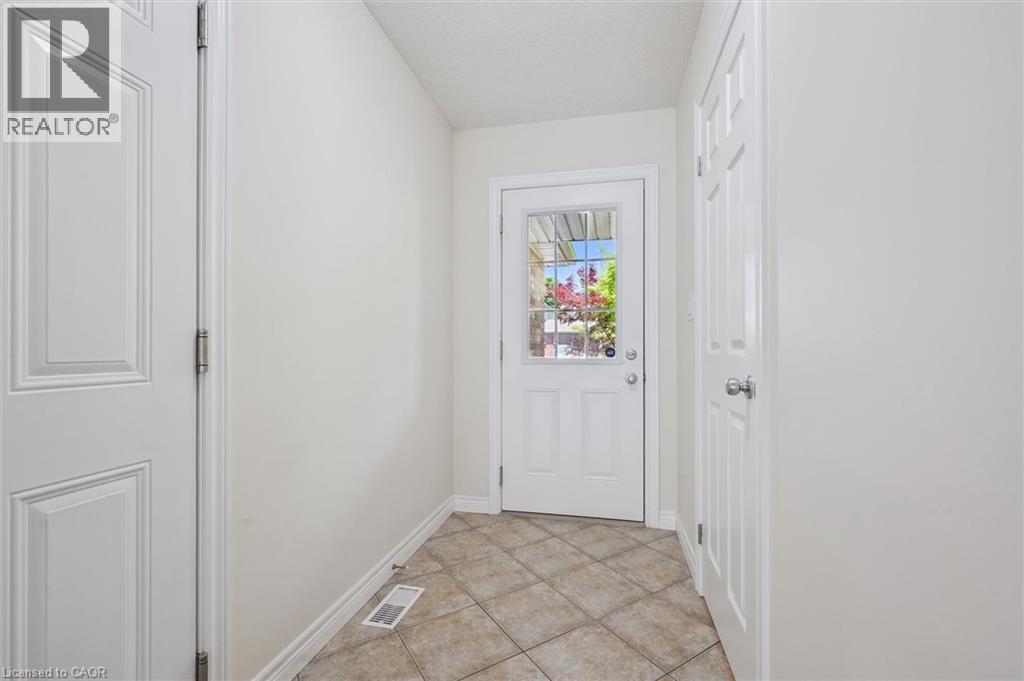 86 Upper Mercer Street, Kitchener, ON