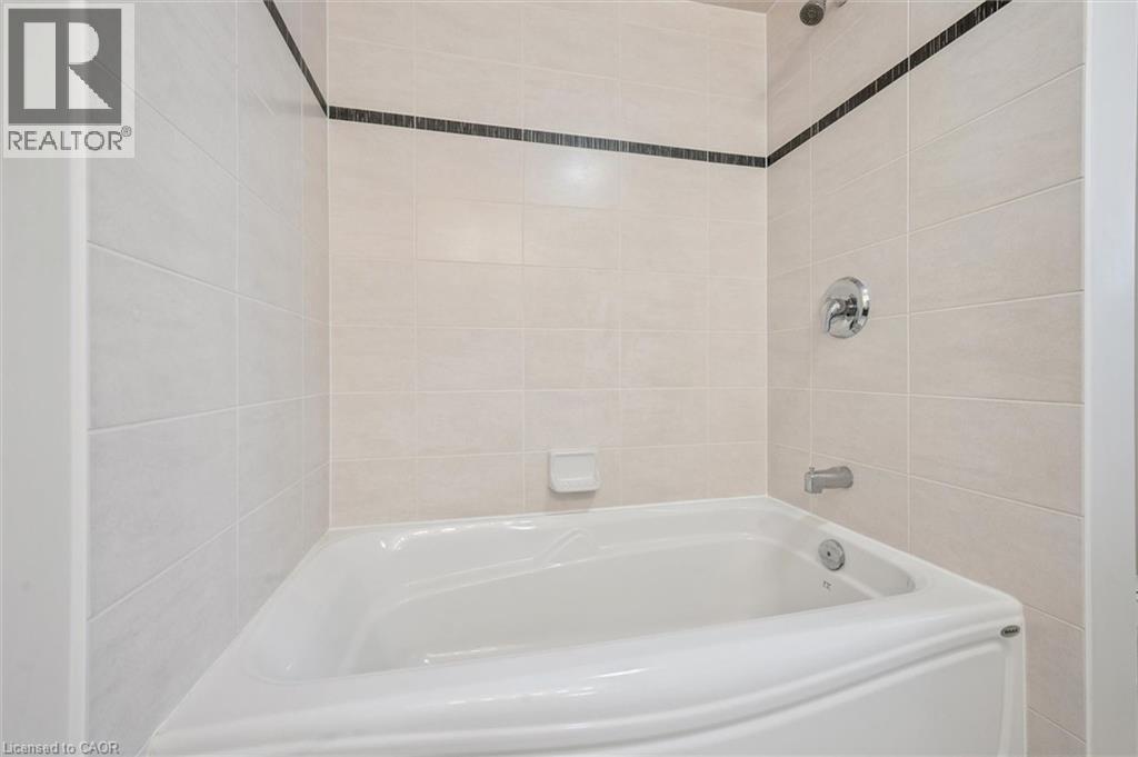 86 Upper Mercer Street, Kitchener, ON