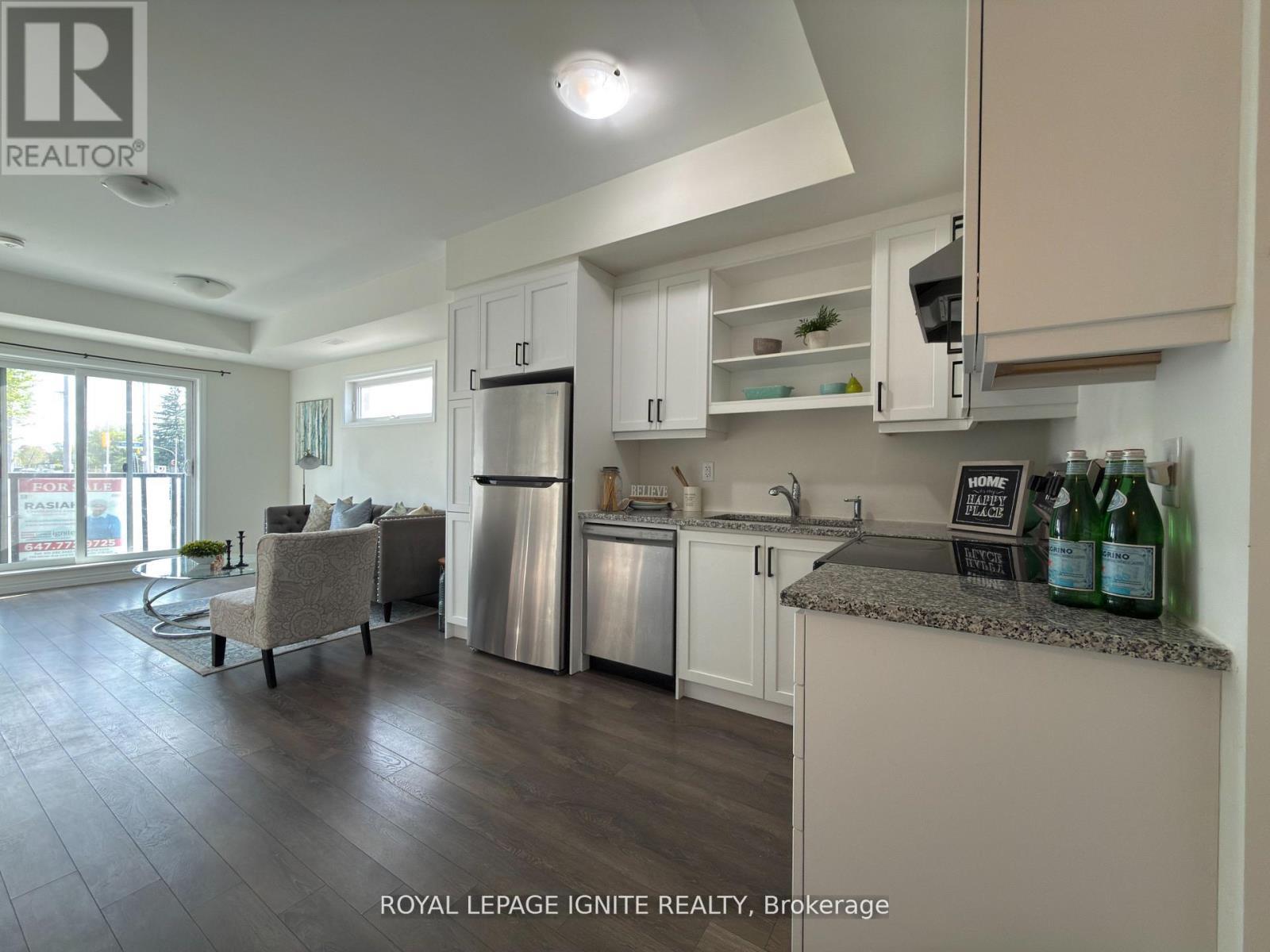 119 - 1081 Danforth Road, Toronto, ON - Indoor Photo Showing Kitchen