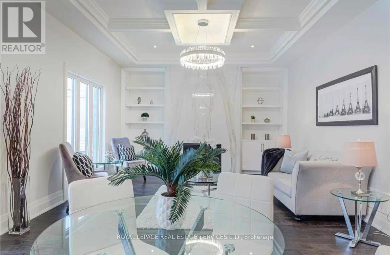 584 Weynway Court, Oakville, ON - Indoor