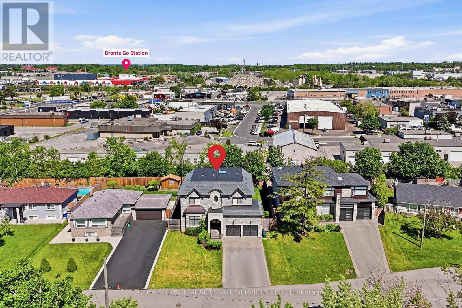 584 Weynway Court, Oakville, ON - Outdoor With View