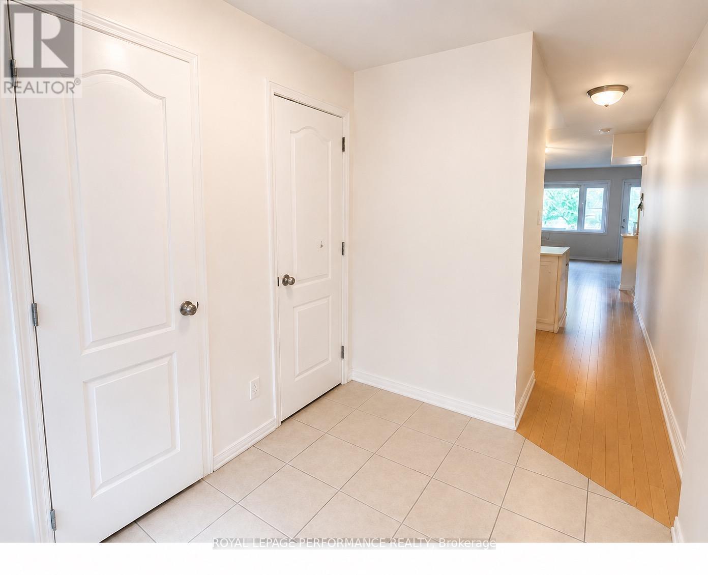 33 - 59 Strathaven Private, Ottawa, ON
