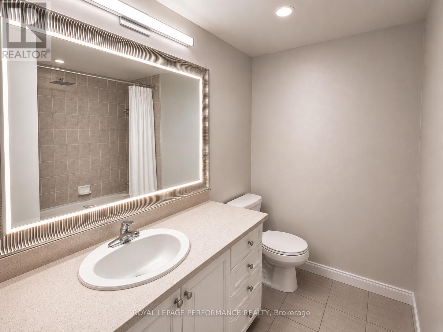 33 - 59 Strathaven Private, Ottawa, ON