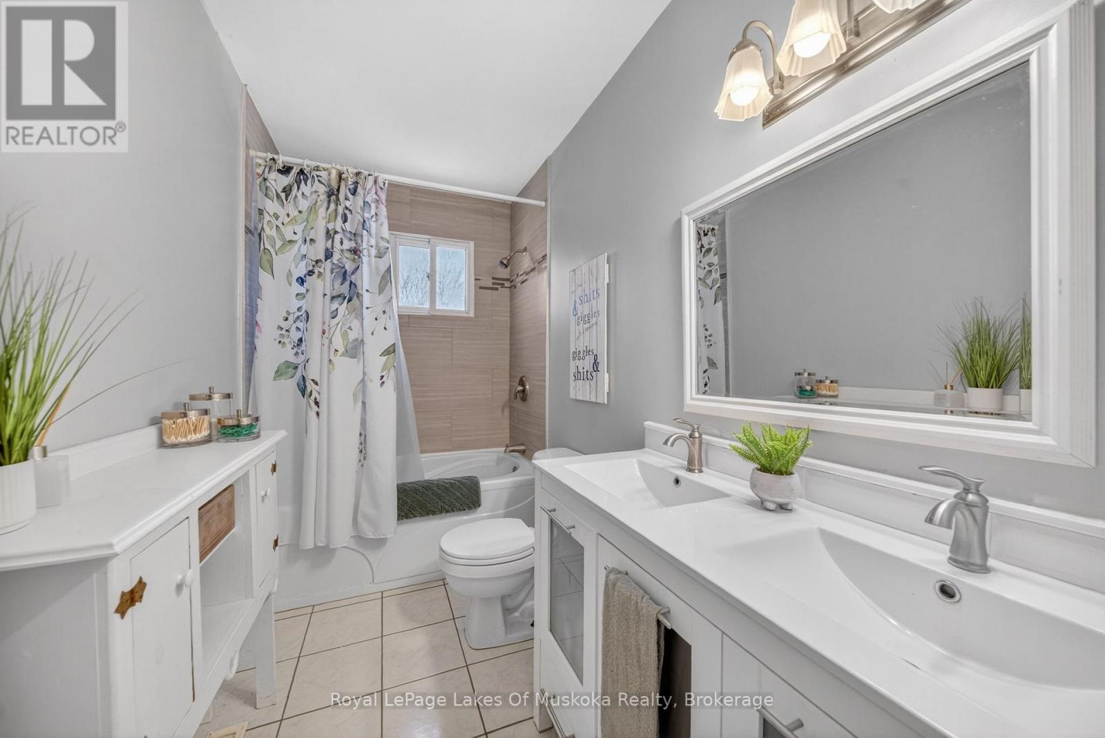271 Lakeland Crescent, Brock (Beaverton), ON - Indoor Photo Showing Bathroom