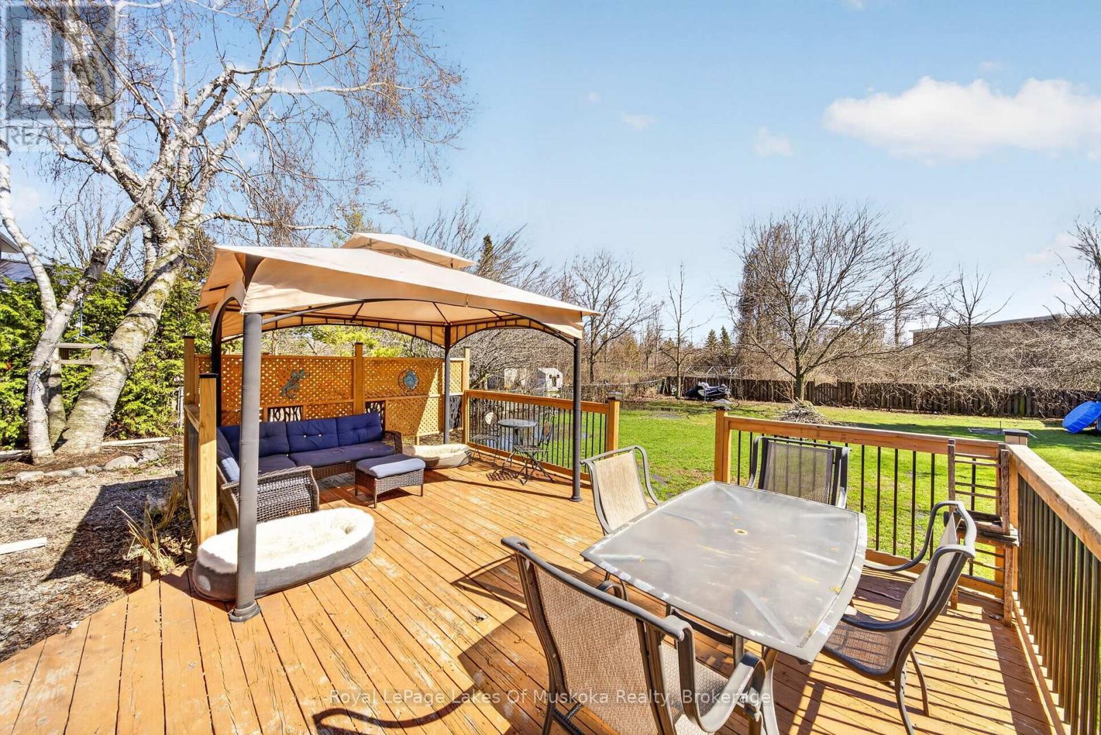 271 Lakeland Crescent, Brock (Beaverton), ON - Outdoor With Deck Patio Veranda
