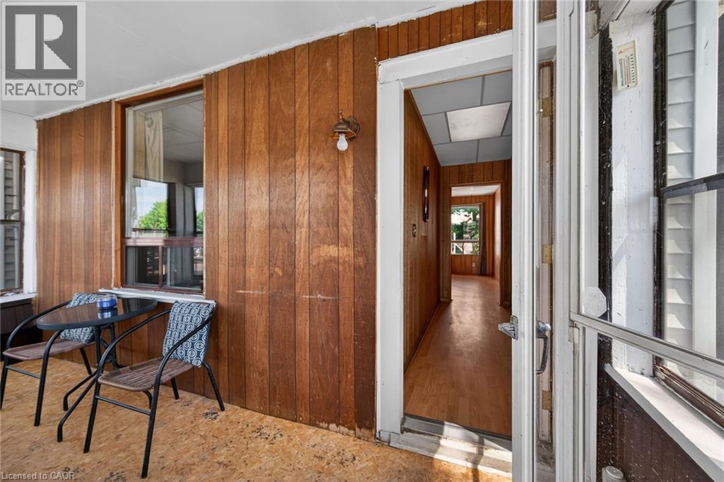13 Brant Street, Hamilton, ON - Indoor