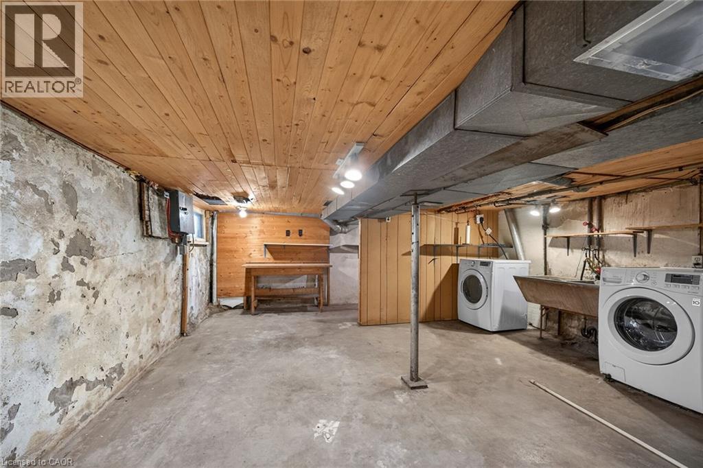 13 Brant Street, Hamilton, ON - Indoor Photo Showing Laundry Room
