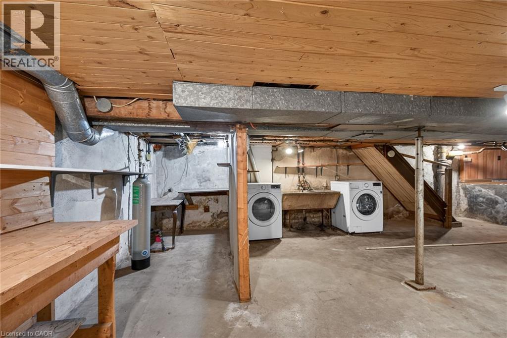 13 Brant Street, Hamilton, ON - Indoor