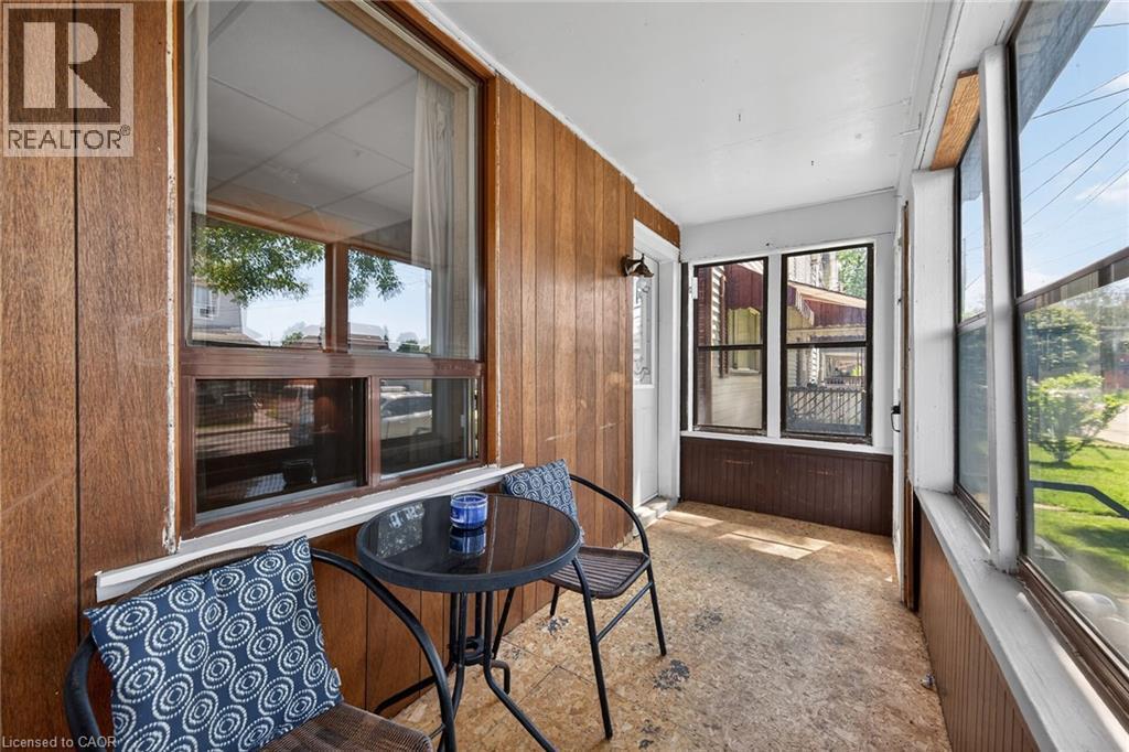 13 Brant Street, Hamilton, ON - Indoor Photo Showing Other Room