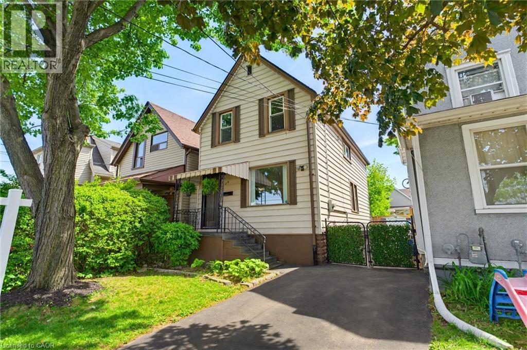 124 Campbell Avenue, Hamilton, ON
