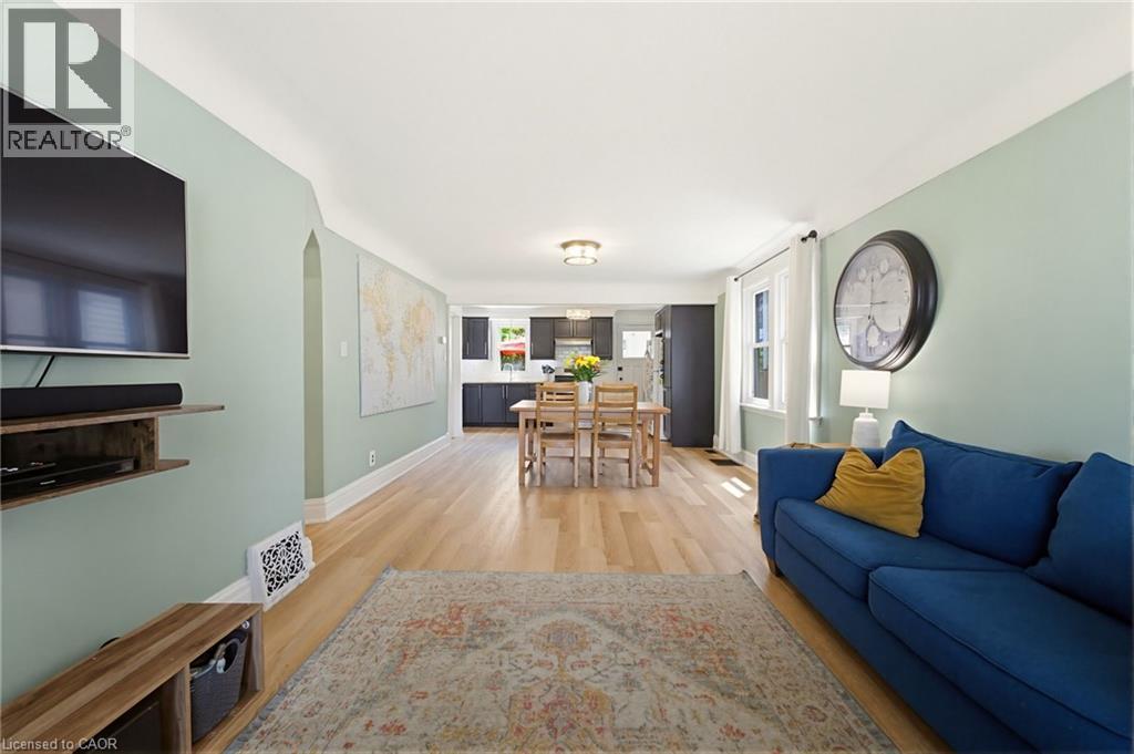 124 Campbell Avenue, Hamilton, ON