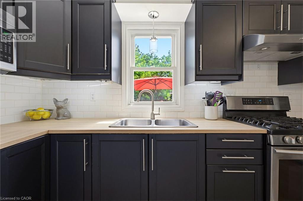 124 Campbell Avenue, Hamilton, ON
