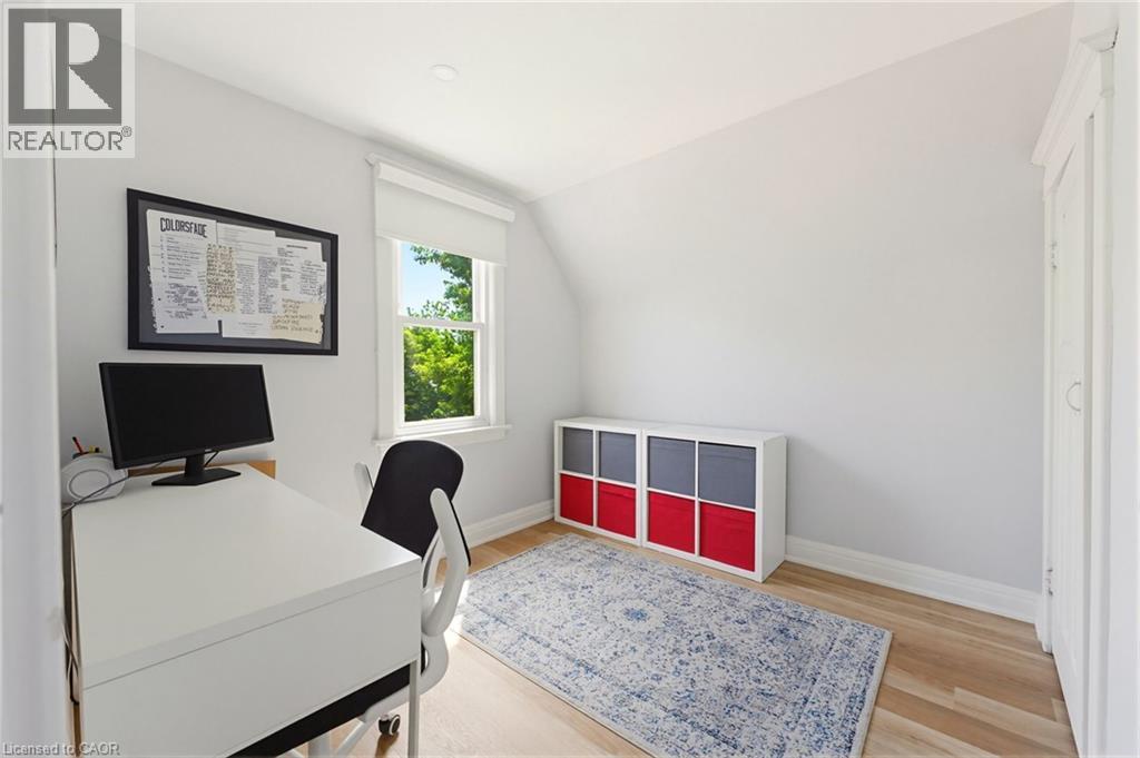 124 Campbell Avenue, Hamilton, ON
