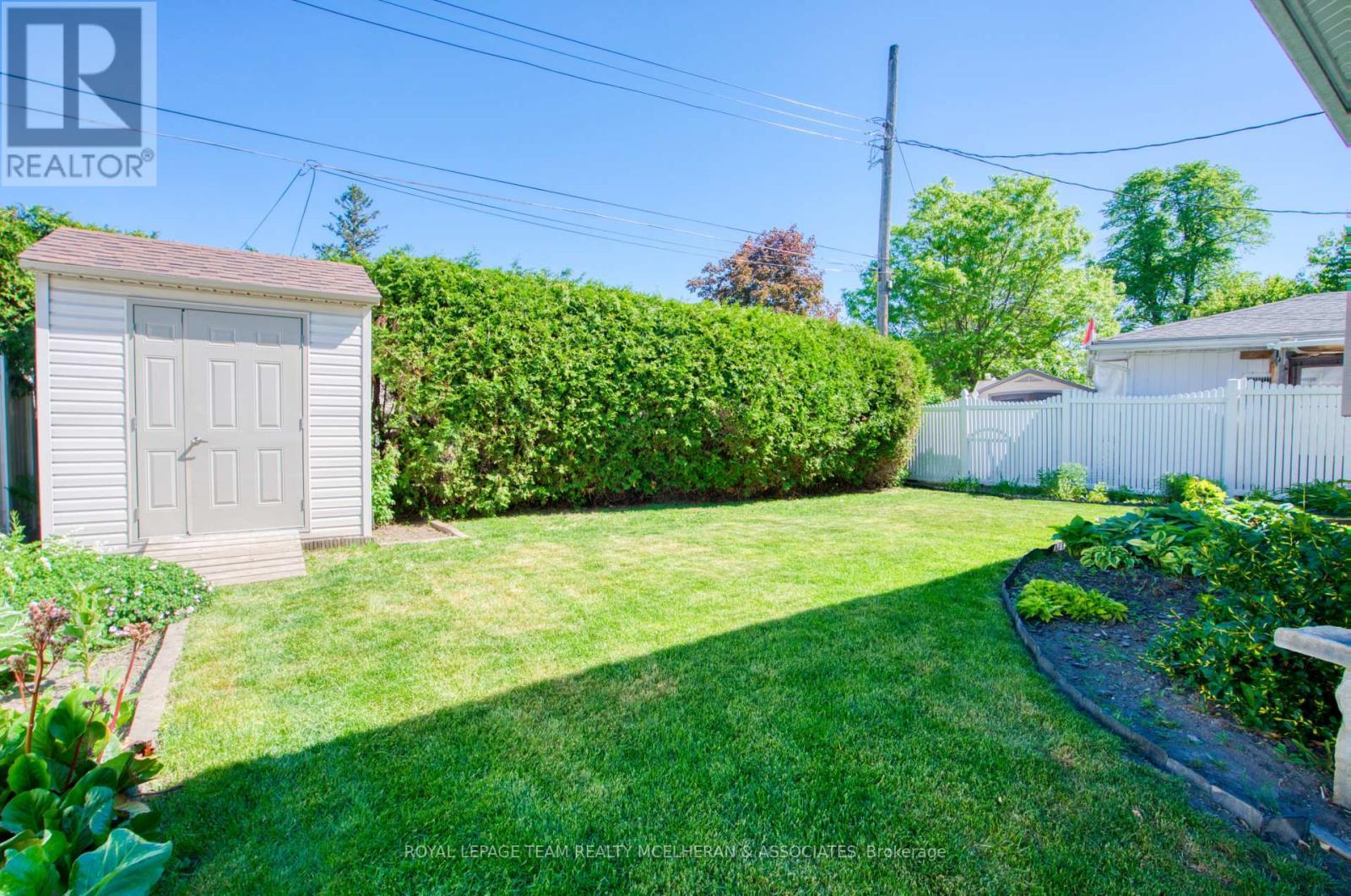 655 Browning Avenue, Ottawa, ON - Outdoor