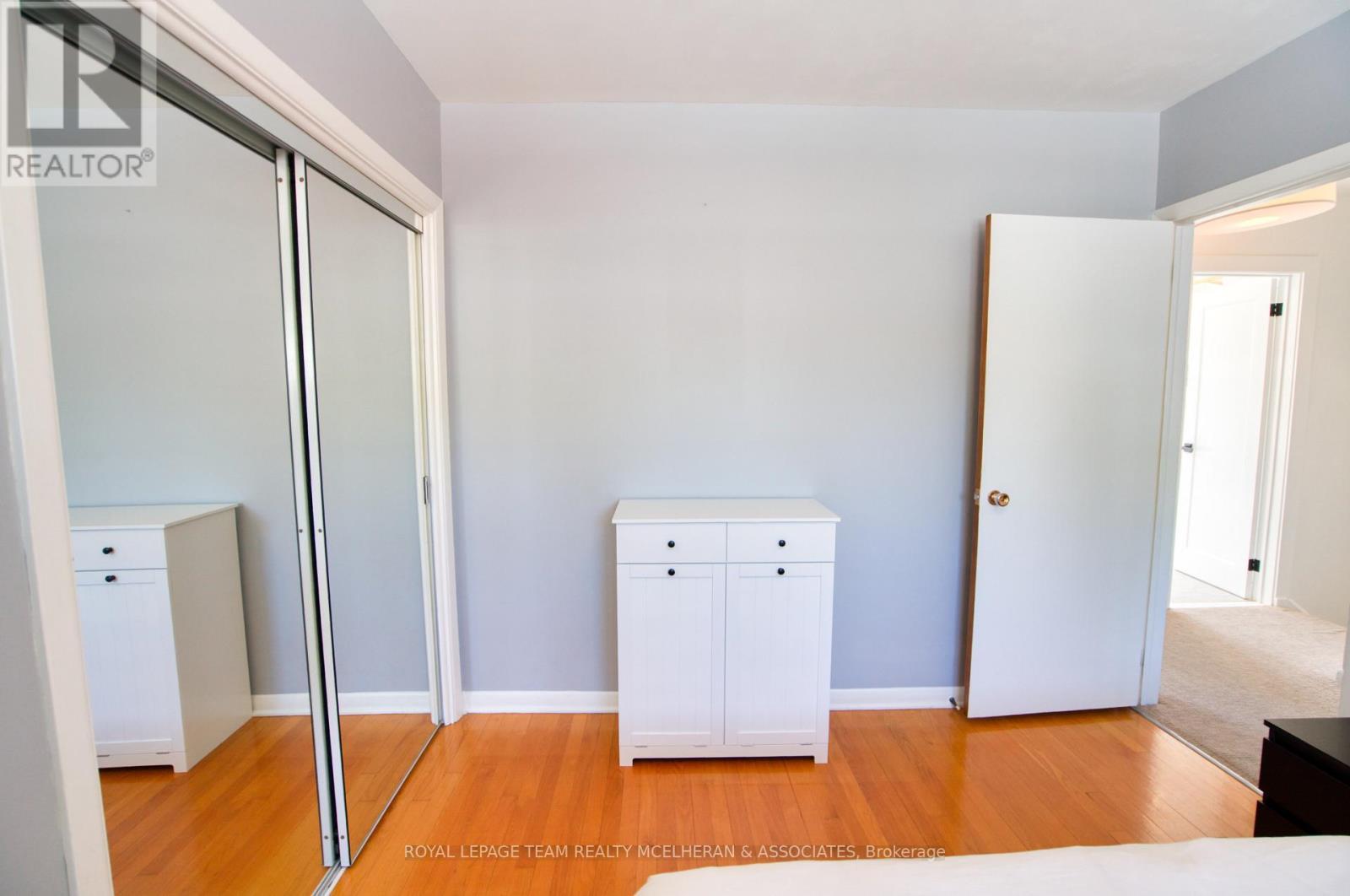 655 Browning Avenue, Ottawa, ON - Indoor Photo Showing Other Room