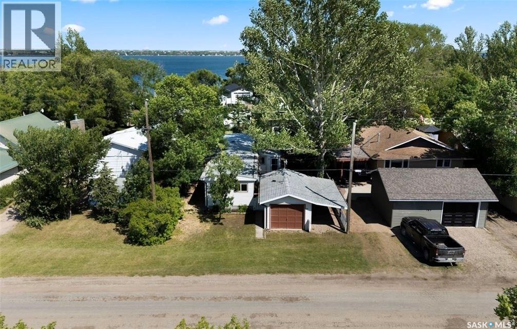 177 Poplar Lane, Wee Too Beach, SK