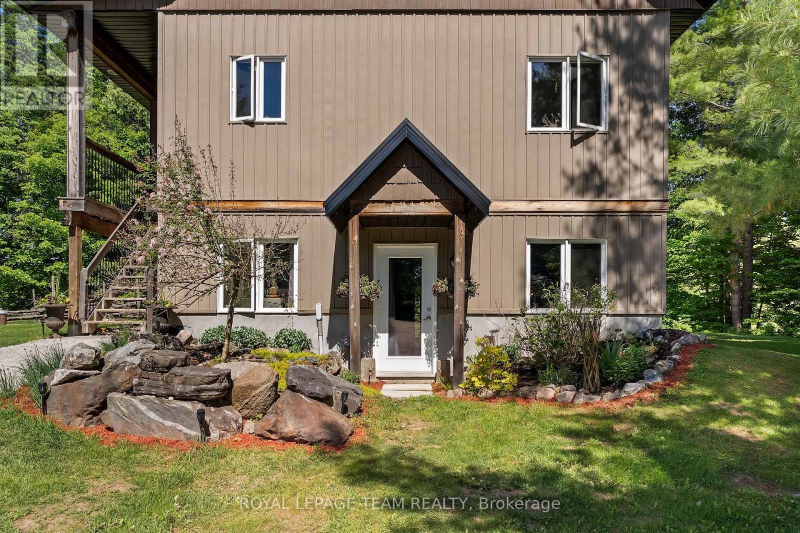Basement access - 1622 Concession 4B, Lanark Highlands, ON - Outdoor