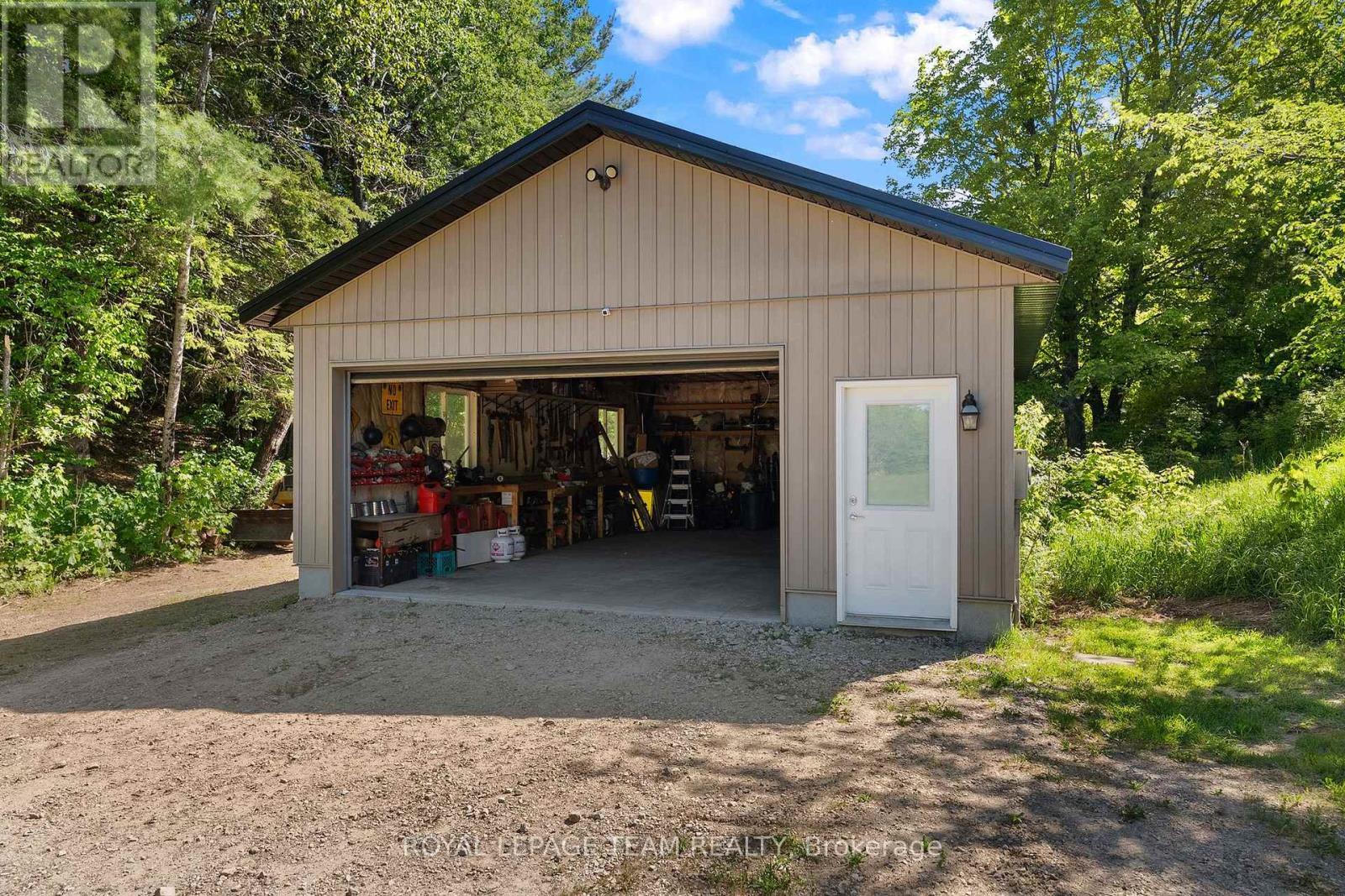Detached garage - 1622 Concession 4B, Lanark Highlands, ON - Outdoor