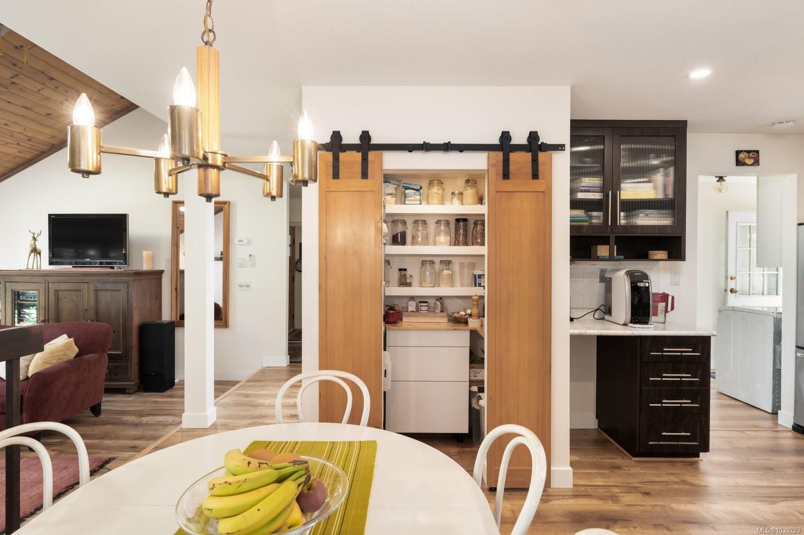 793 Stelly'S Cross Rd, Central Saanich, BC